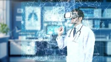 VR kulaklık takarak beyin hologramını kontrol eden yetenekli bir tıp çalışanı. Profesyonel doktor sanal gerçekliği kullanırken insan organı ve beyin dalgalarına bakıyor. Aygıt.