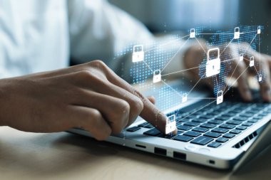 Sayısal veri yönetimi için dünya çapındaki operasyonlarda teknoloji korunması ve güvenliğin vurgulandığı, siber güvenlik tedbirlerinin yer aldığı güvenli bir iş ortamını resmetmek. XDMCP