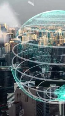 Akıllı şehirde küresel bağlantı ve internet ağı modernizasyonu. Gelecekteki 5G kablosuz dijital bağlantı ve sosyal medya ağı kavramı .