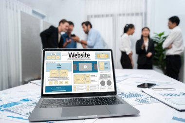 Web sitesi tasarım yazılımı çevrimiçi perakende ticaret ve e-ticaret için canlı şablon sağlıyor