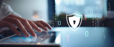 İş adamı siber güvenliğin özünü keşfeder. Siber koruma yöntemlerini, siber tehditleri derinlemesine araştır ve siber güvenlik duruşunu destekle. Siber Güvenlik Çağı EIDE 'de gezinmek için gerekli