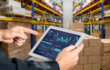 İş veri paneli, pazarlama stratejisi planlaması için iş zekası analizi sunar. Müşteri taleplerini analiz etmek ve iş dünyasının geleceğini önceden görmek için büyük veriler sunulur.