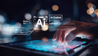 Yapay zeka sanal asistanı Chatbot ile yapay zeka konsepti ile insan etkileşimi, yapay zeka mühendisliği, LLM yapay zeka derin öğrenimi iş desteği için üretken yapay zeka kullanımı. EIDE