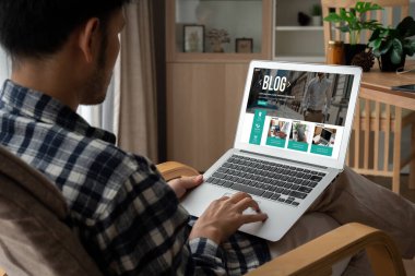 blogging concept, web blog Social Media Information network snugly. social media online content, freelance worker, working online, content creator, blogger, website, reading blog online on computer