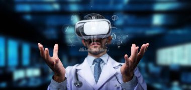 Bir doktor modern bir muayenehanede sanal gerçeklik kulaklığıyla meşgul olur. Bu görüntü, sağlık teknolojisi ve yenilikçi hasta bakımı çözümlerinin kesişimini yakalar. PHMT