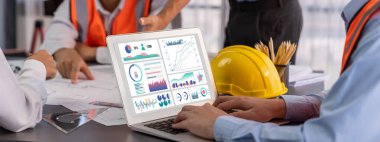 İş veri paneli pazarlama stratejisi planlaması için canlı iş zekası analizi sağlar