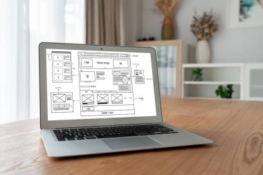 Web sitesi tasarım yazılımı çevrimiçi perakende ticaret ve e-ticaret için model şablonu sağlar