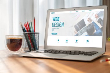 Web sitesi tasarım yazılımı çevrimiçi perakende ticaret ve e-ticaret için model şablonu sağlar