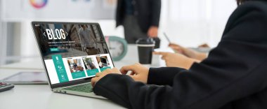 blogging concept, web blog Social Media Information network snugly. social media online content, freelance worker, working online, content creator, blogger, website, reading blog online on computer