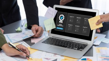 Çevrimiçi ürün sertifikası, önemli bir başarı. Ürün sertifikasını geçirerek kaliteye ve güvenilirliğe olan bağlılığını gösteriyor. canlı