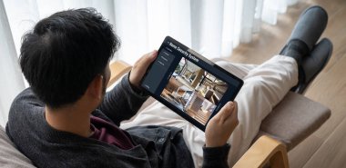 Online home security system showing live view of cctv cameras around the private property snugly