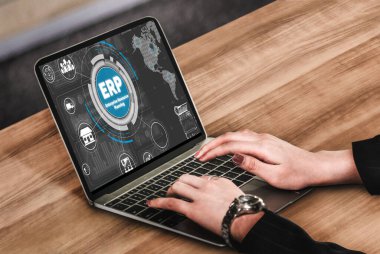 Pazarlama stratejisini planlamak için modern iş için ERP girişimi kaynak planlama yazılımı