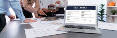 Dijital yasal sözleşme, bilgisayar ekranındaki koşulları ve şartları, gelecekteki ticari hareketlilik anlaşması için çevrimiçi dijital imzaya hazır hale getirir.