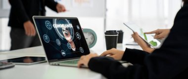 Kaliteli standartları karşılamak için mod çevrimiçi şirket işleri için uyum sistemi