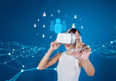 İş adamı ağ kurar, değerli bağlantılar kurar. Profesyonel ağı ve fırsatları genişletmek için etkili insanlar ağ stratejileri geliştiriyor.