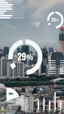 İş verileri analitik arayüzü akıllı şehrin üzerinde uçuyor ve iş zekasının geleceğini değiştiriyor. Stratejik plan için büyük verileri analiz etmek için bilgisayar yazılımı ve yapay zeka kullanılır .