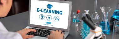 İnternet ağında öğrencilerin çalışabilmesi için canlı yazılımlı e-öğrenme sitesi