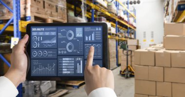 İş veri paneli, pazarlama stratejisi planlaması için iş zekası analizi sunar. Müşteri taleplerini analiz etmek ve iş dünyasının geleceğini önceden görmek için büyük veriler sunulur.