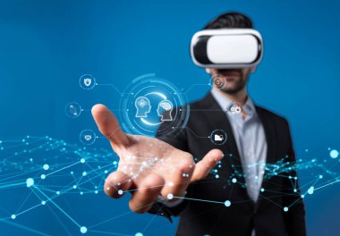 Yapay zeka mühendisliği, büyük veri ve yapay zeka makinesi kavramında yapay zeka beyin işlemcisiyle iş desteği için üretken yapay zeka kullanmayı öğrenen insan etkileşimi. Faas