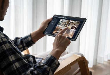 Online home security system showing live view of cctv cameras around the private property snugly