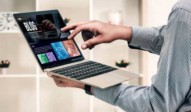 blogging concept, web blog Social Media Information network snugly. social media online content, freelance worker, working online, content creator, blogger, website, reading blog online on computer