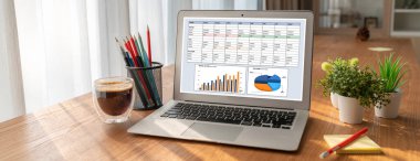 İş veri paneli, pazarlama stratejisi planlaması için iş zekası analizi sunar. Müşteri taleplerini analiz etmek ve iş dünyasının geleceğini önceden görmek için büyük veriler sunulur.