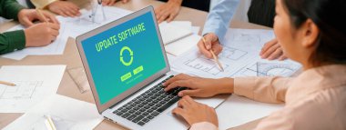 Aygıt yazılım güncellemesinin canlı sürümü için bilgisayarda güncelleme