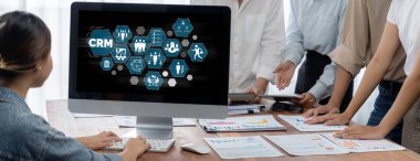 CRM işletme ve işletme için canlı bilgisayarda müşteri ilişkileri yönetim sistemi