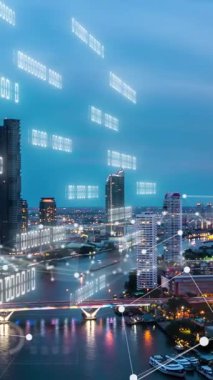 İş verileri analitik arayüzü akıllı şehrin üzerinde uçuyor ve iş zekasının geleceğini değiştiriyor. Stratejik plan için büyük verileri analiz etmek için bilgisayar yazılımı ve yapay zeka kullanılır .