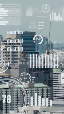 İş verileri analitik arayüzü akıllı şehrin üzerinde uçuyor ve iş zekasının geleceğini değiştiriyor. Stratejik plan için büyük verileri analiz etmek için bilgisayar yazılımı ve yapay zeka kullanılır .