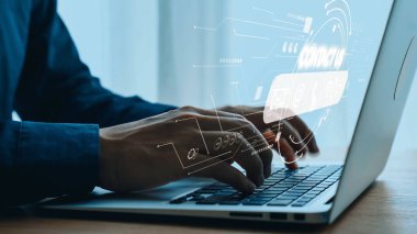 Laptop Klavyesinde Modern Çalışma Alanı Ayarlarında Dijital Arayüz Elementleri ve Teknoloji Grafikleri ile Eller Kapalı Daktilo. Dörtgen.