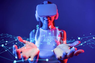 İşadamı döviz kurunda yenilik yapar, finansmanı teknolojiyle harmanlayarak daha düzgün işlemler yapar. Para değişimi deneyimini artırarak, finans dünyasında yeni bir döneme damgasını vuruyor. FaaS