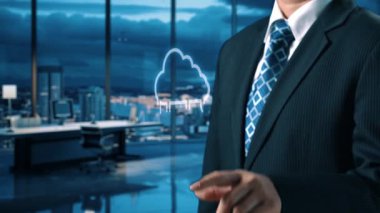 İş adamı bulut hesaplamasının geleceğini en son sezgilerle keşfetti ve bulut hesaplama teknolojisini entegre ederek işi yükseltti. Bulut çağını yenilikçi bilgisayar UUID ile kucaklayın