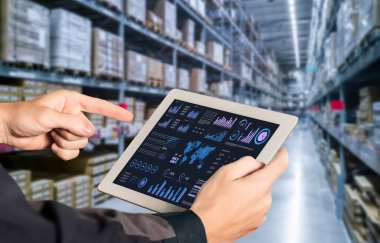 İş veri paneli, pazarlama stratejisi planlaması için iş zekası analizi sunar. Müşteri taleplerini analiz etmek ve iş dünyasının geleceğini önceden görmek için büyük veriler sunulur.