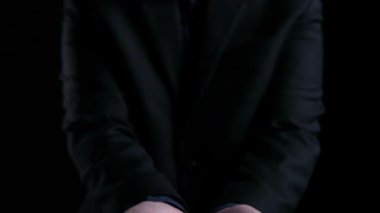 Yapay zeka mühendisliği, büyük veri ve yapay zeka makinesi kavramında yapay zeka beyin işlemcisiyle iş desteği için üretken yapay zeka kullanmayı öğrenen insan etkileşimi. Kullanıcı Kimliği