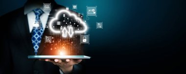 İş adamı bulut hesaplamasının geleceğini en son sezgilerle keşfetti ve bulut hesaplama teknolojisini entegre ederek işi yükseltti. Bulut çağını yenilikçi bilgisayar EIDE ile kucaklayın