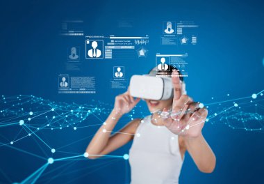 İş adamı kimlik güvenliğinin anahtarının üst düzey güvenlik uygulamalarıyla korunduğunu, kimlik hırsızlığının önlendiğini ve kimlik güvenliğinin artırıldığını keşfetti. Güvende kalın ve kimlik koruma stratejisine güvenin.