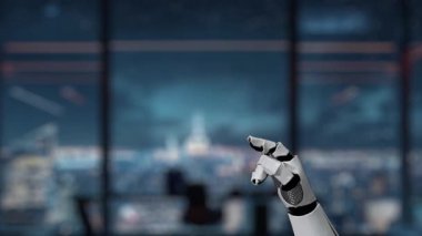 Robotik bir el, modern gelişimin teknoloji ve yeniliğinin kesişimlerini gösteren şık bir ofis ortamında renkli programlama elemanları ve yazılım kodlarıyla etkileşir. Auvana