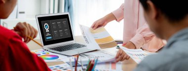 Çevrimiçi ürün sertifikası, önemli bir başarı. Ürün sertifikasını geçirerek kaliteye ve güvenilirliğe olan bağlılığını gösteriyor. canlı