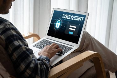 Bilgisayar ekranındaki siber güvenlik sistemi özel bilgileri bilgisayar korsanlarından ve siber saldırılardan koruyor.