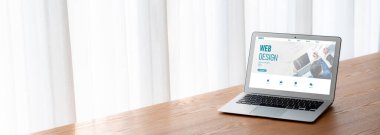 Web sitesi tasarım yazılımı çevrimiçi perakende ticaret ve e-ticaret için model şablonu sağlar