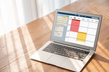 İnternet sitesindeki modish regrition için çevrimiçi aplikasyon rezervasyon takvimi