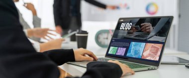 blogging concept, web blog Social Media Information network snugly. social media online content, freelance worker, working online, content creator, blogger, website, reading blog online on computer