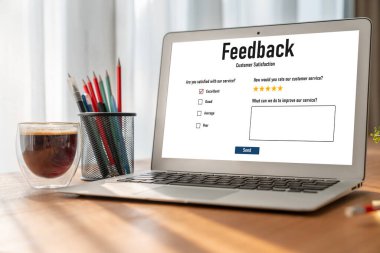 Müşteri geribildirim ve şirket işleri için mod bilgisayar yazılımı analizi