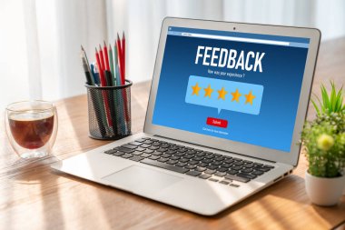 Müşteri geribildirim ve şirket işleri için mod bilgisayar yazılımı analizi