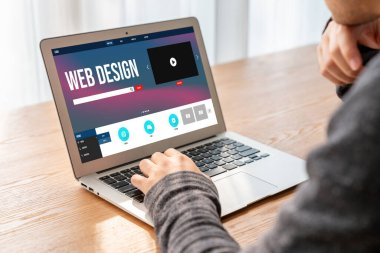 Web sitesi tasarım yazılımı çevrimiçi perakende ticaret ve e-ticaret için model şablonu sağlar