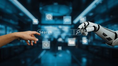 Bir insan eli ve robotik bir el, geleceğin teknoloji ortamında, bağlantıyı ve yeniliği simgeleyen holografik simgelerle parıldayan bir arama çubuğuna uzanıyor. Auvana