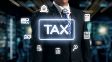 Takım elbiseli profesyonel bir işadamı, dijital vergi simgeleriyle çevrili modern bir ofiste duruyor ve mali yönetim ve vergilendirmenin önemini gösteriyor. Dörtgen