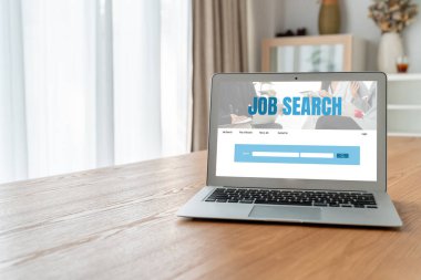 Çalışanların işe alım İnternet ağındaki iş fırsatlarını araması için mod web sitesinde online iş araması
