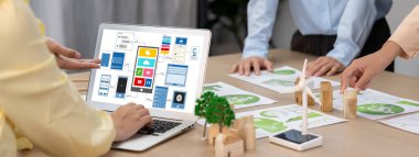 Hareketli mobil uygulama ve web sitesi için UX UI tasarım süreci. Profesyonel uygulama geliştiricisi için kablo grafiğinin yaratıcı prototipi .